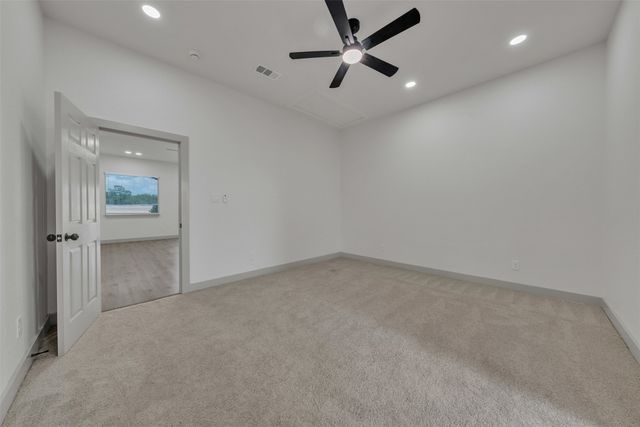 917 S Carroll Avenue, Dallas, TX 75223