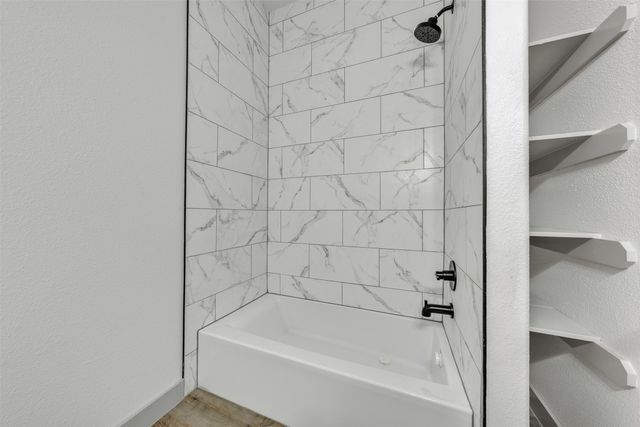 917 S Carroll Avenue, Dallas, TX 75223