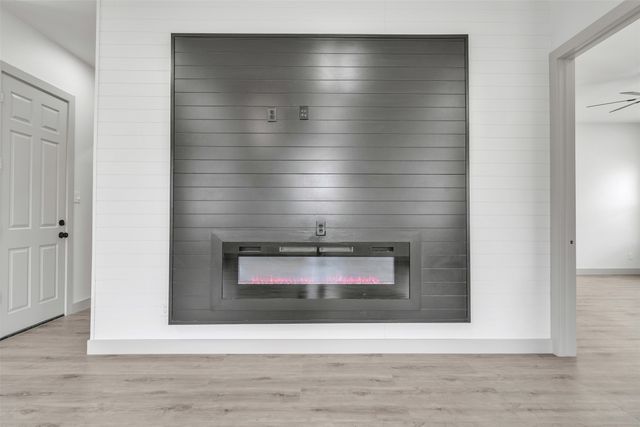 917 S Carroll Avenue, Dallas, TX 75223