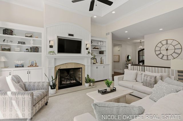 566 Stonehenge Drive SW, Grandville, MI 49418