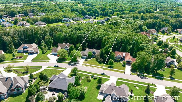 566 Stonehenge Drive SW, Grandville, MI 49418