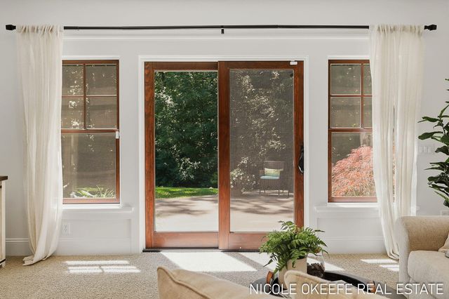 566 Stonehenge Drive SW, Grandville, MI 49418