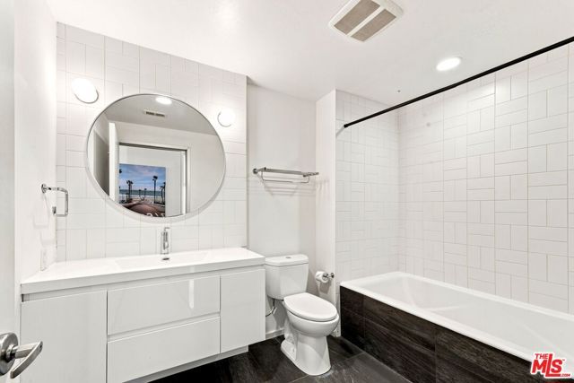 901 Hancock Avenue 201, West Hollywood, CA 90069