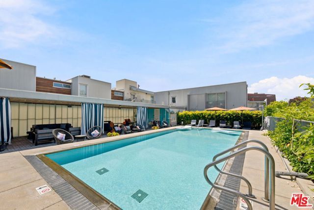 901 Hancock Avenue 201, West Hollywood, CA 90069