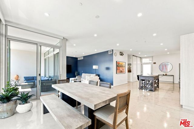 901 Hancock Avenue 201, West Hollywood, CA 90069
