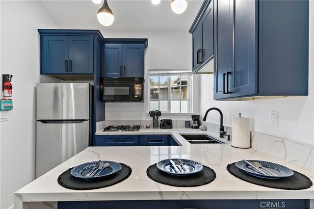 1513 W 215th Street, Torrance, CA 90501