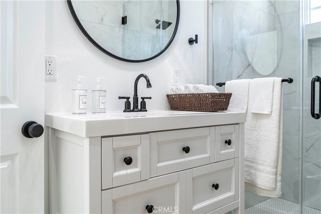 1513 W 215th Street, Torrance, CA 90501