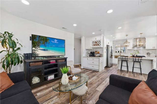 1513 W 215th Street, Torrance, CA 90501