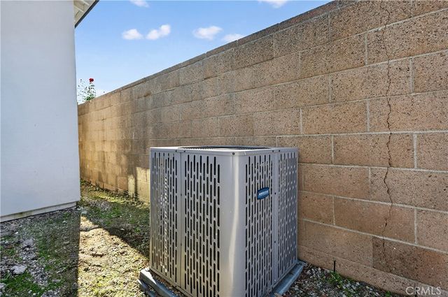 1513 W 215th Street, Torrance, CA 90501