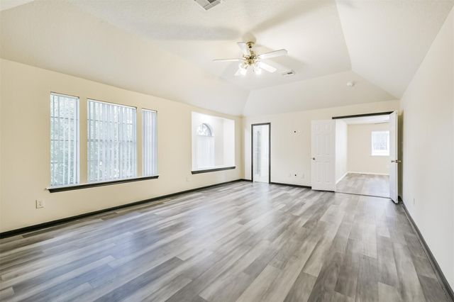 1747 Rushworth Drive, Houston, TX 77014