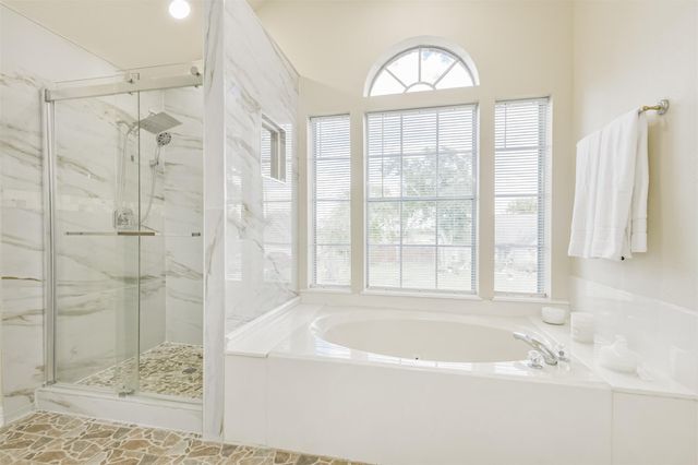 1747 Rushworth Drive, Houston, TX 77014