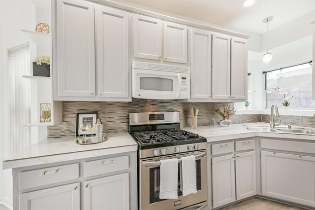 1747 Rushworth Drive, Houston, TX 77014