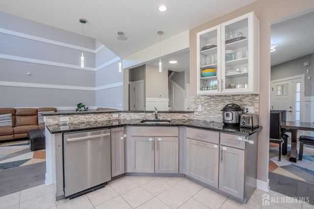 1 Audrey Street, Old Bridge, NJ 08857