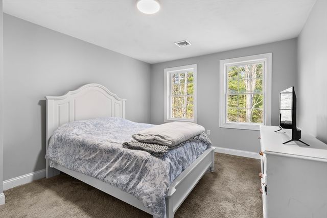 15 Christies Way 15, Holbrook, MA 02343