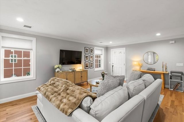 15 Christies Way 15, Holbrook, MA 02343