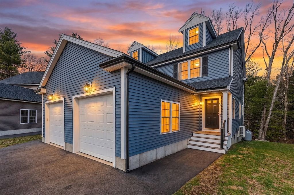 15 Christies Way 15, Holbrook, MA 02343