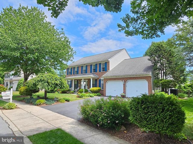1120 STONEHENGE DR, Reading, PA 19606