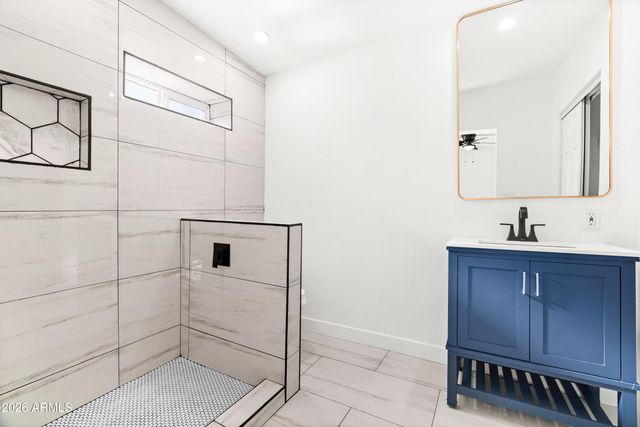 334 N 18TH Drive, Phoenix, AZ 85007