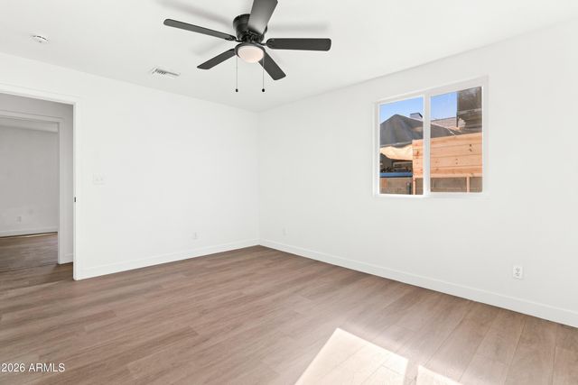 334 N 18TH Drive, Phoenix, AZ 85007