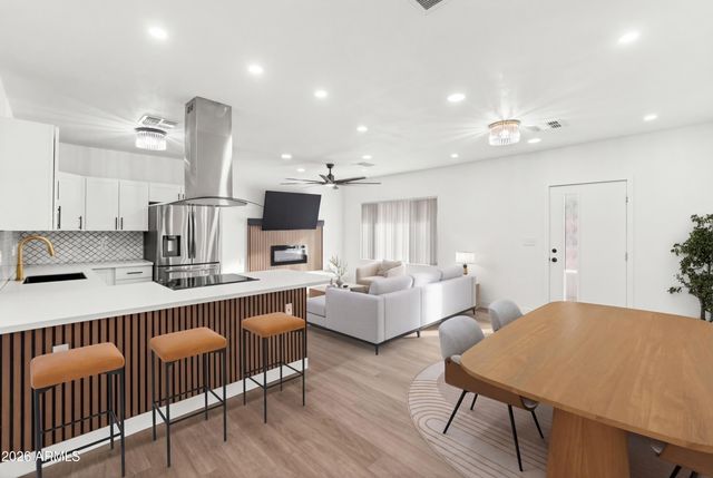 334 N 18TH Drive, Phoenix, AZ 85007