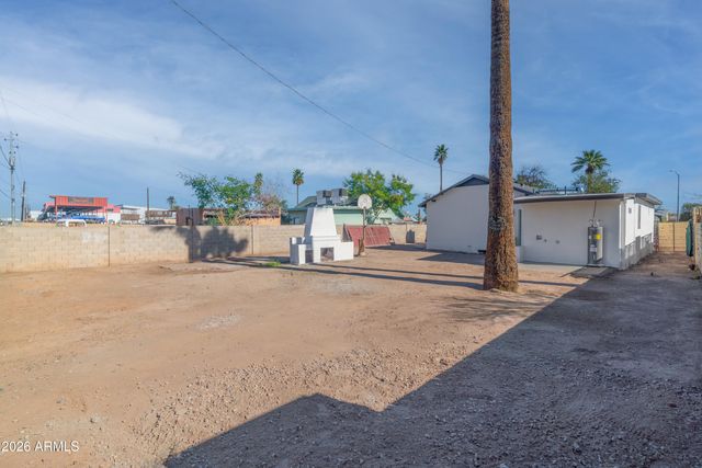 334 N 18TH Drive, Phoenix, AZ 85007