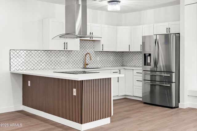 334 N 18TH Drive, Phoenix, AZ 85007