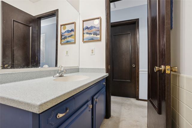 2008 Center Street, West Des Moines, IA 50265