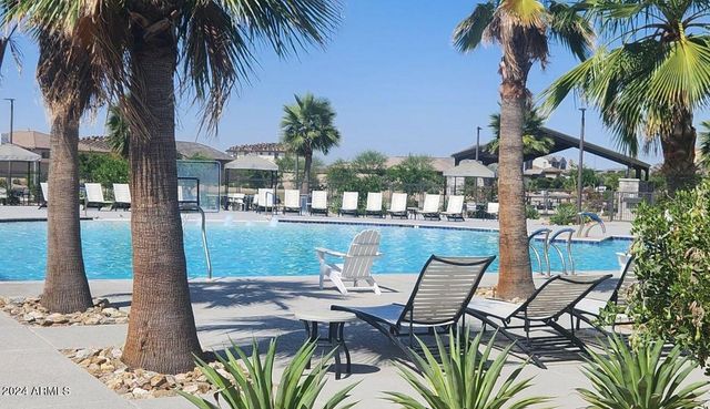 5837 N 89TH Drive, Glendale, AZ 85305