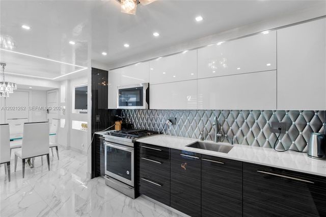 2030 S Ocean Drive 2127, Hallandale Beach, FL 33009