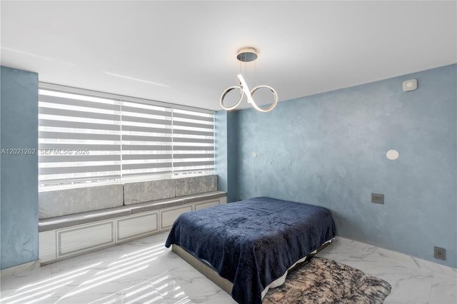 2030 S Ocean Drive 2127, Hallandale Beach, FL 33009