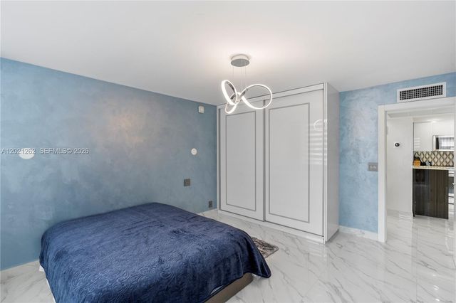 2030 S Ocean Drive 2127, Hallandale Beach, FL 33009