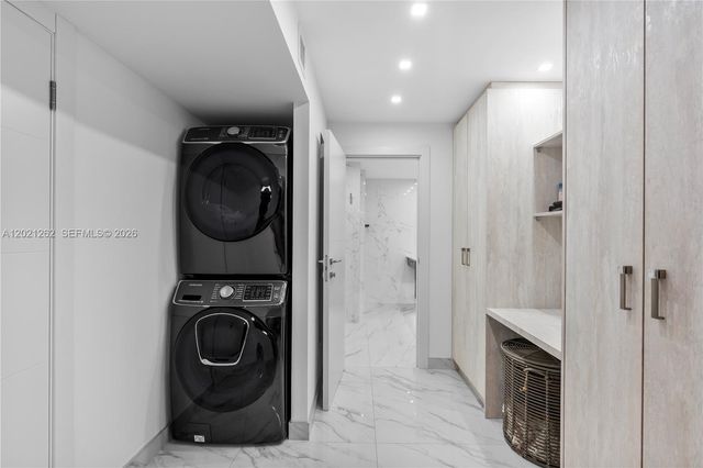 2030 S Ocean Drive 2127, Hallandale Beach, FL 33009