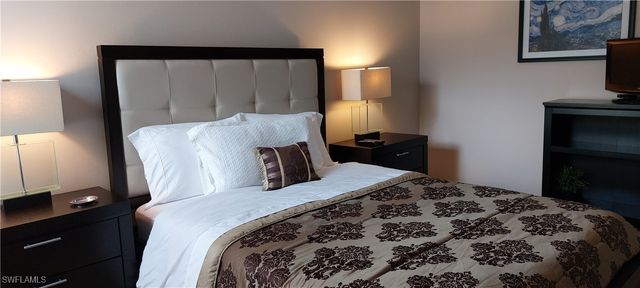 8561 Violeta ST 202, Estero, FL 34135