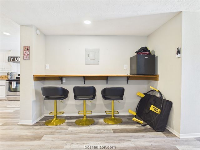1400 Lawyer Street, College Station, TX 77840
