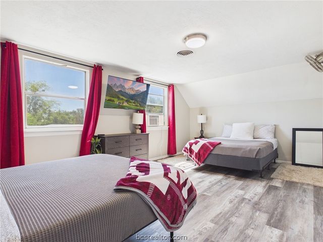 1400 Lawyer Street, College Station, TX 77840