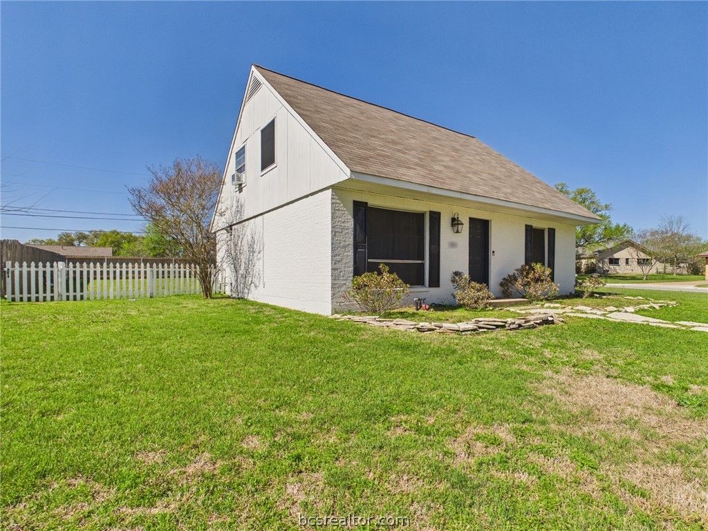 1400 Lawyer Street, College Station, TX 77840 — photo 4