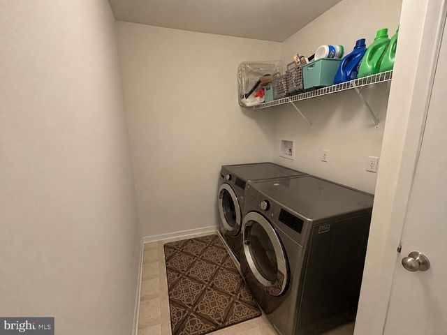 32 AUBREY CIR, Royersford, PA 19468