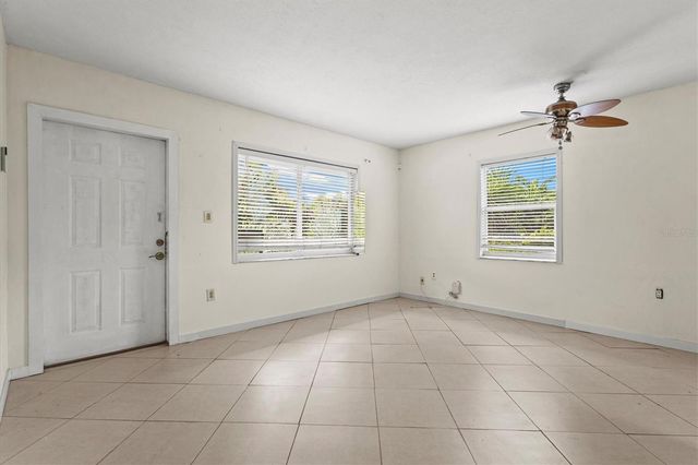 507 PINEWOOD AVENUE, Nokomis, FL 34275