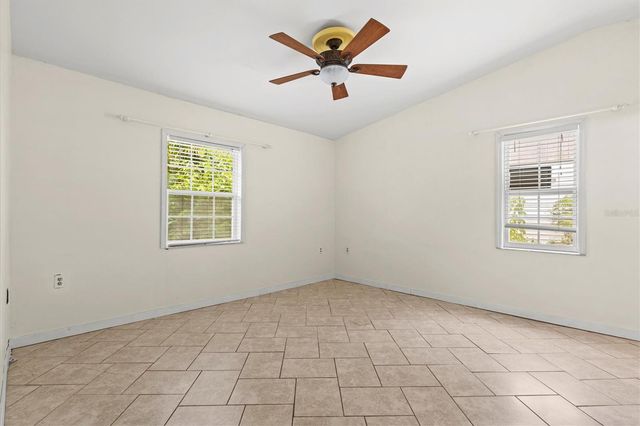 507 PINEWOOD AVENUE, Nokomis, FL 34275