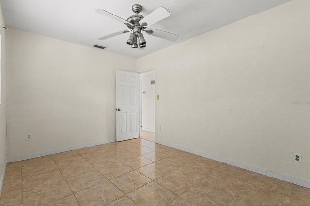 507 PINEWOOD AVENUE, Nokomis, FL 34275