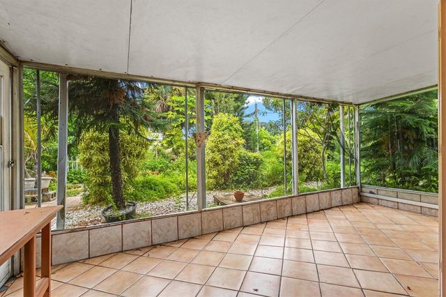 507 PINEWOOD AVENUE, Nokomis, FL 34275