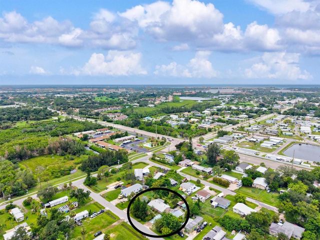 507 PINEWOOD AVENUE, Nokomis, FL 34275