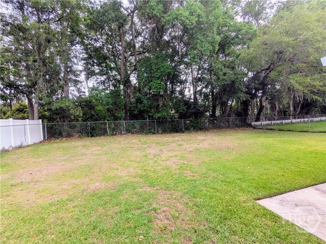 239 Bordeaux Lane, Savannah, GA 31419