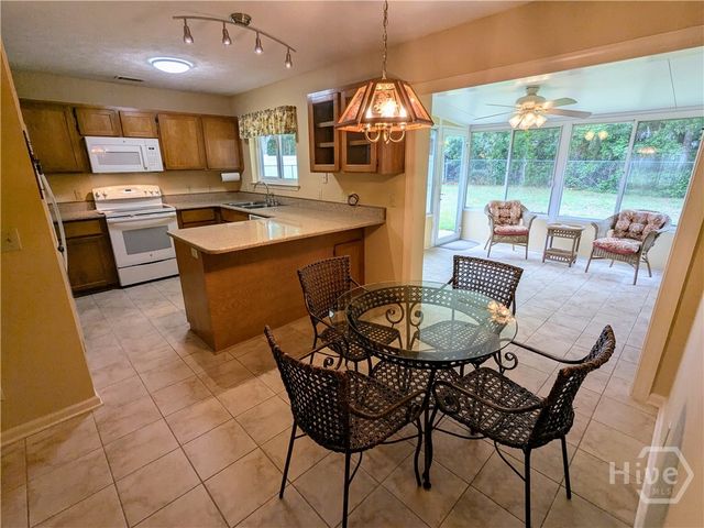 239 Bordeaux Lane, Savannah, GA 31419