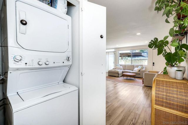 3063 Barnard 1, San Diego, CA 92110