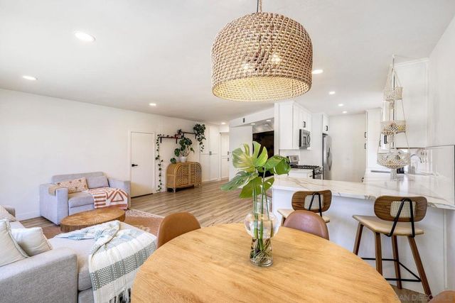 3063 Barnard 1, San Diego, CA 92110