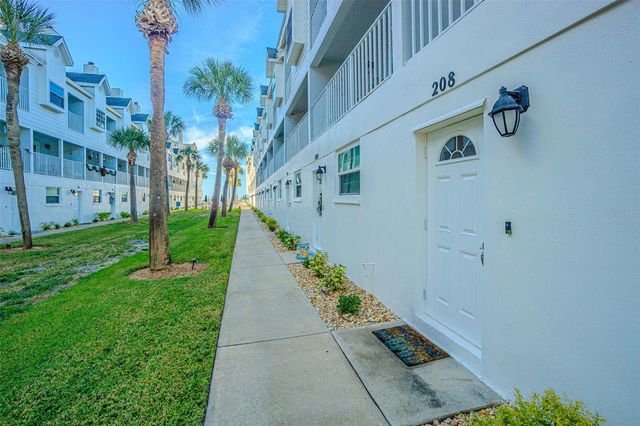 17960 GULF BOULEVARD 208, Redington Shores, FL 33708