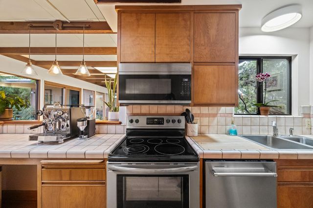 1135 E Santa Ana Avenue, Fresno, CA 93704