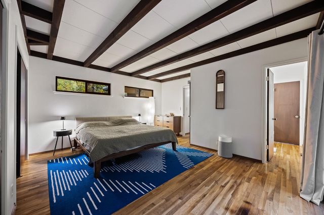 1135 E Santa Ana Avenue, Fresno, CA 93704