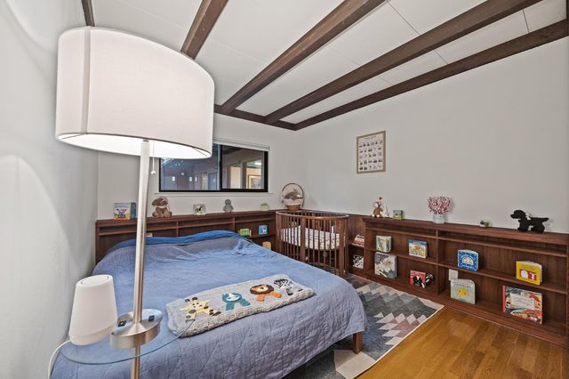 1135 E Santa Ana Avenue, Fresno, CA 93704